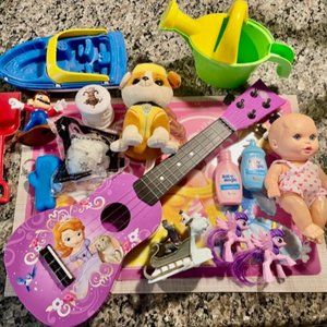Lot of Kids Toys 16 pieces
